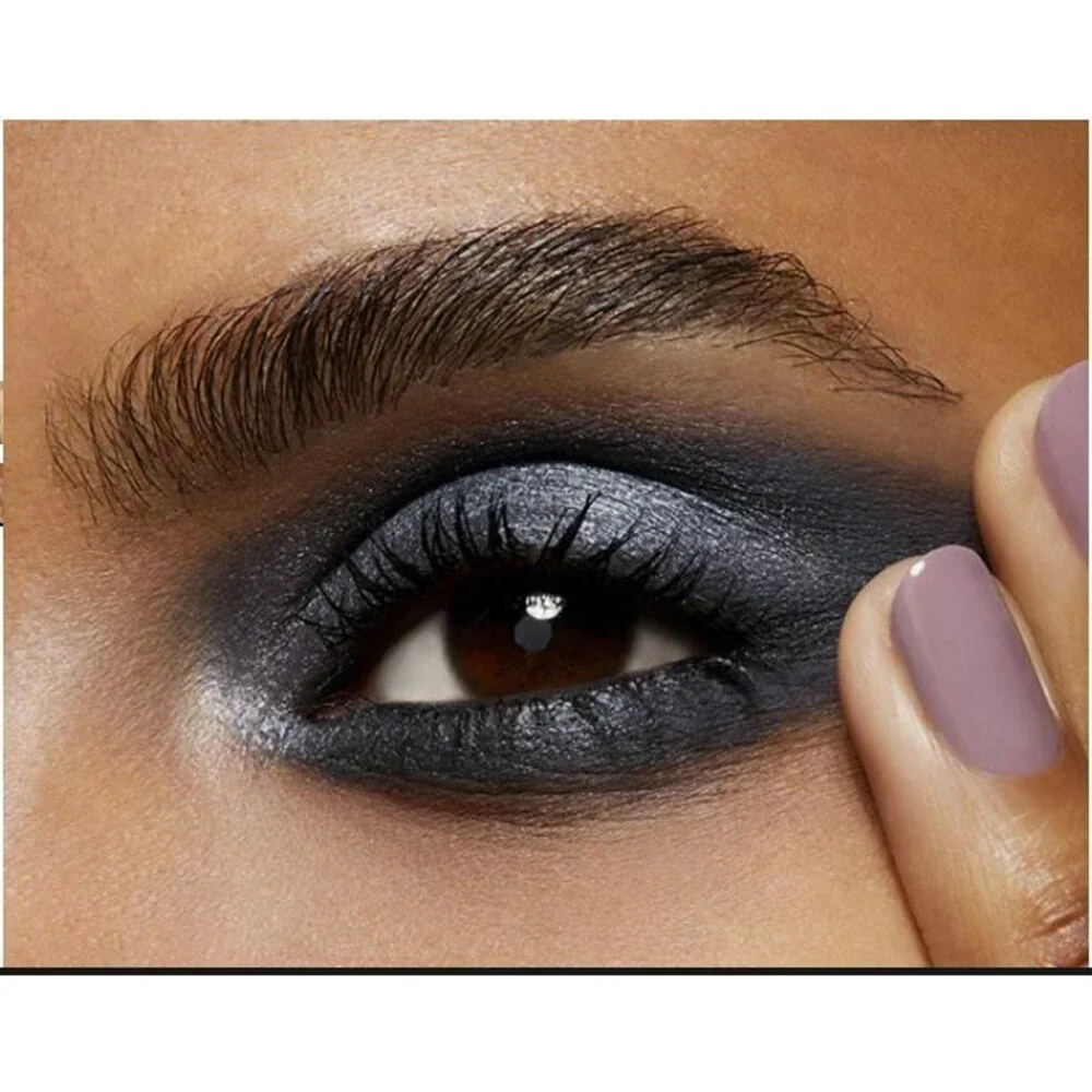 MAC GLITCH IN THE MATRIX Eye Shadow~ Grey Metalic Frost ~ Pro Palette Pan Refill